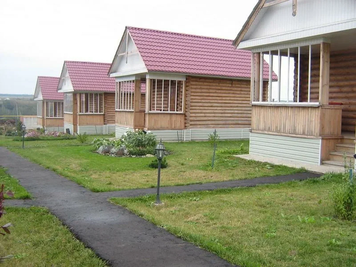 Домик с террасой